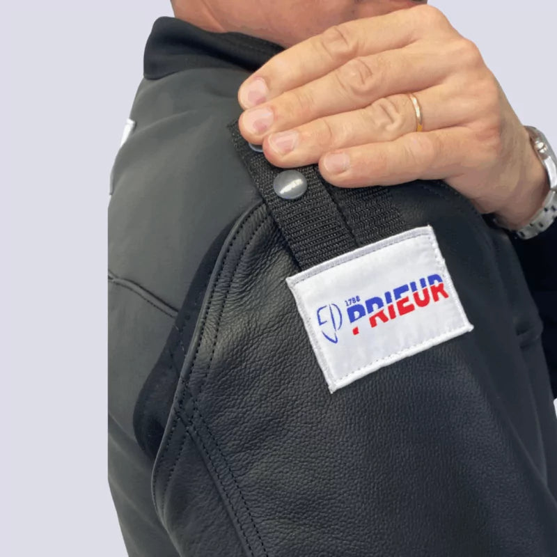 Manica in pelle