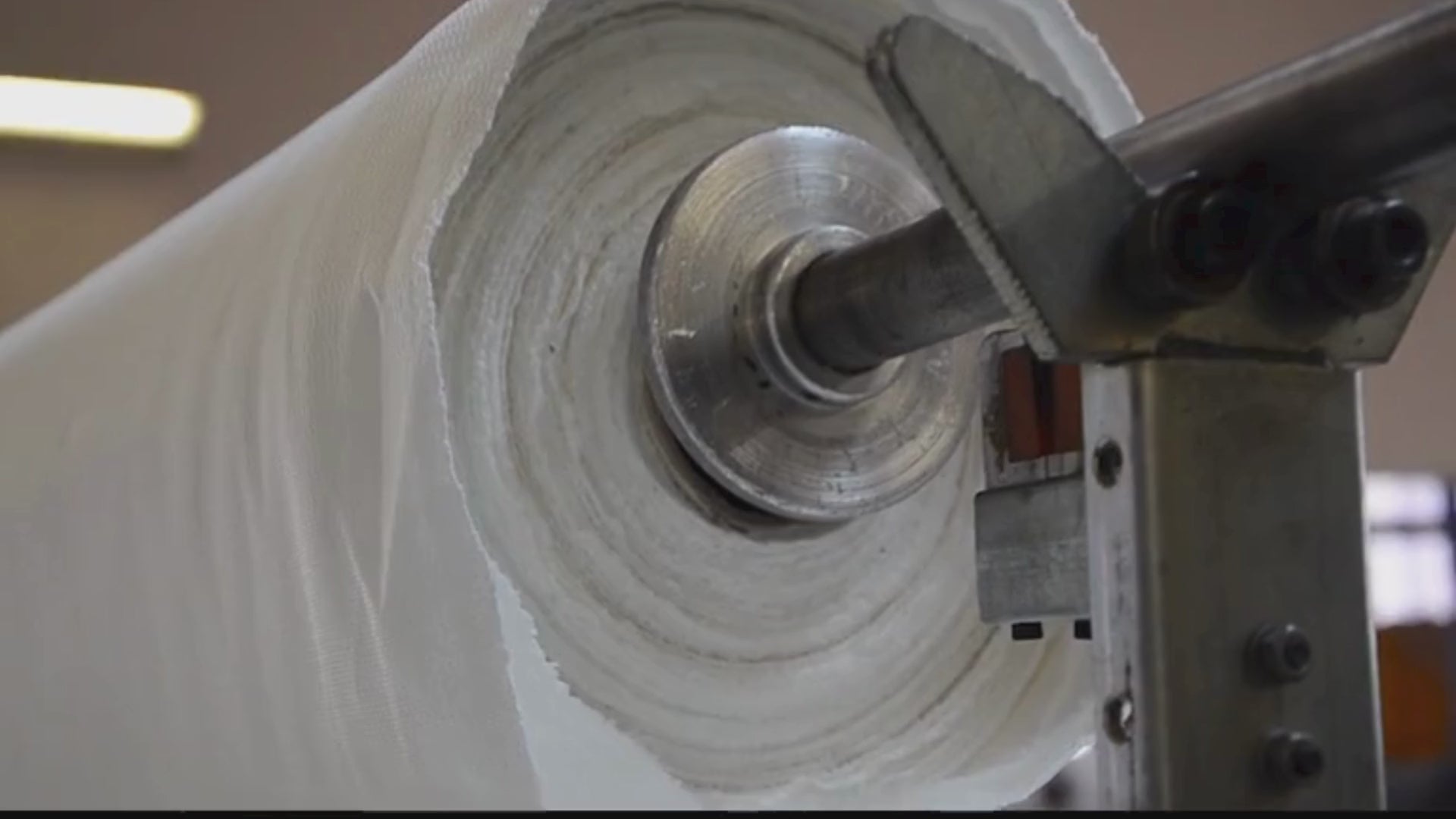 Carica il video: 